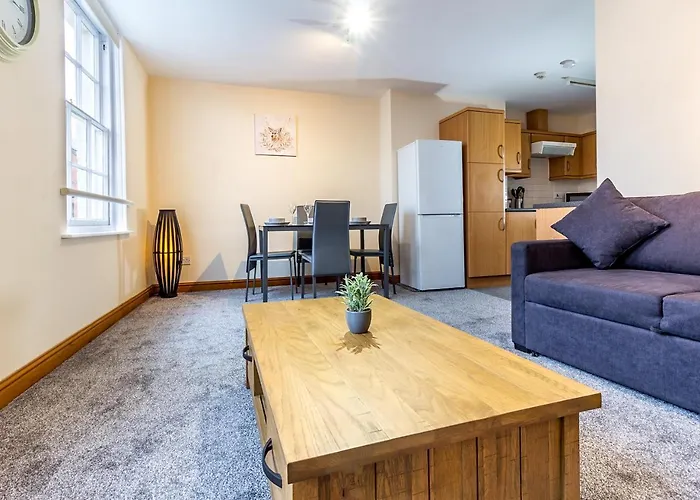 Host & Stay - New Street Studio