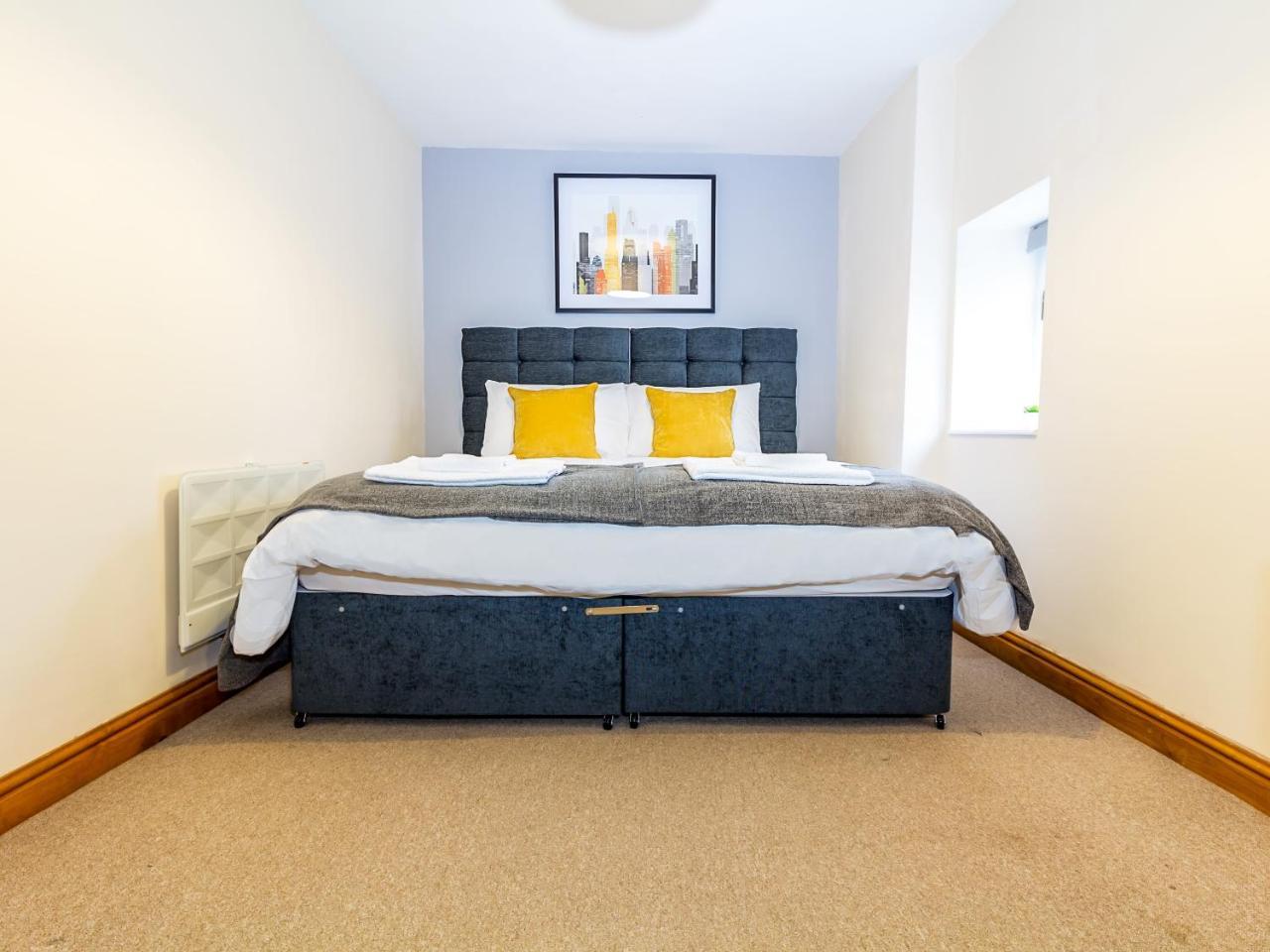 Apartment Host & - New Street *